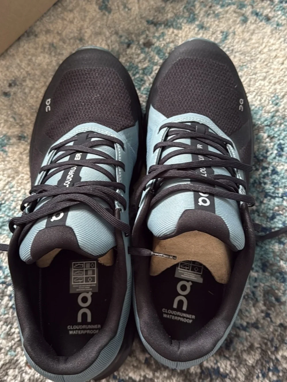 On Running Men’s Athletic Shoes in Light Blue and Black